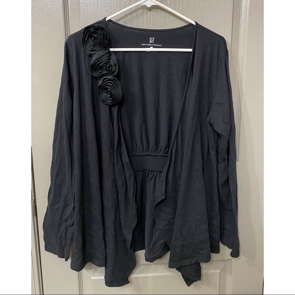 FINAL SALE EUC New York and Co Black Cotton Cardigan